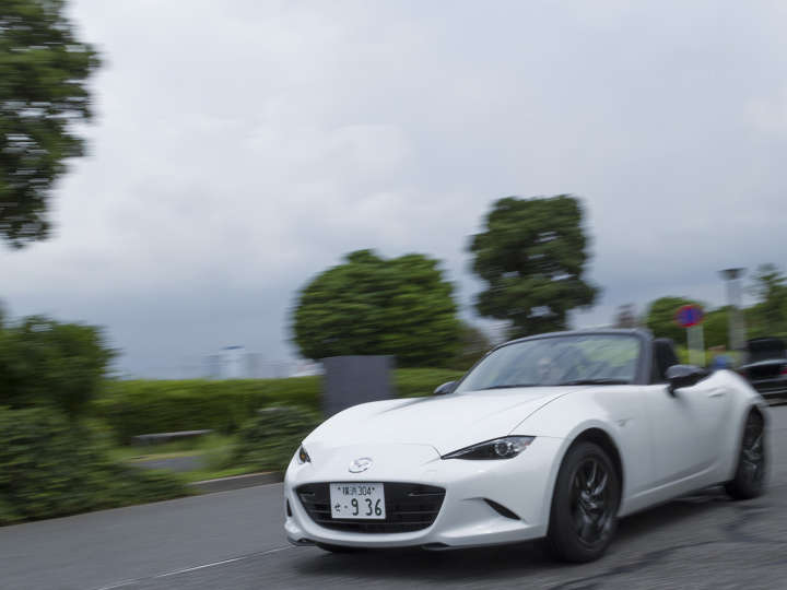 今年の1台 マツダ ロードスター比較試乗 ヒラヒラ軽快なロードスターか ドッシリした印象のトヨタ86か Gp Part 2
