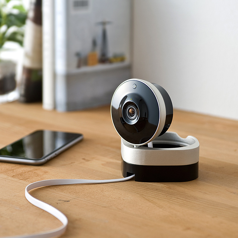 スマホで防犯 手軽に買えて通話できるネットワークカメラ Gp