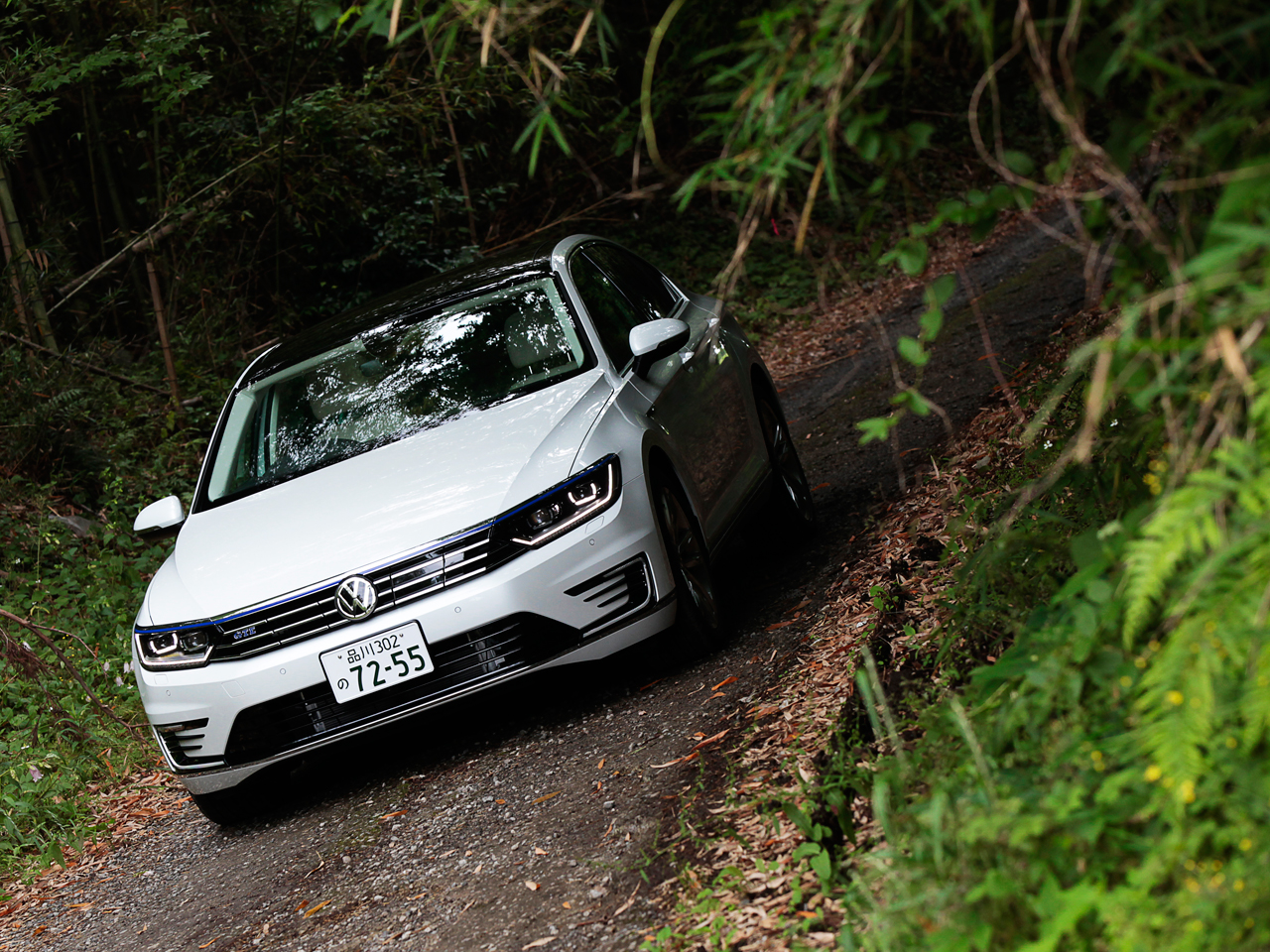 パサート Gte試乗 燃費だけじゃない Vwのphevは走りも強力 Gp