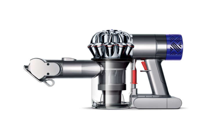 怠りがちな車内掃除もダイソンのハンディクリーナーでお手軽に Gp