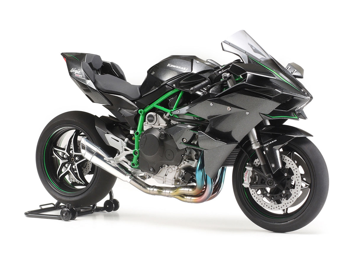 最速400km H 現代最強のバイク Ninja H2r をタミヤがモデル化 Gp