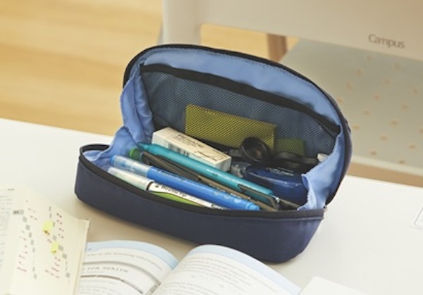 ガジェットケースとしても使える 大容量ペンケースは使い勝手バツグン Gp