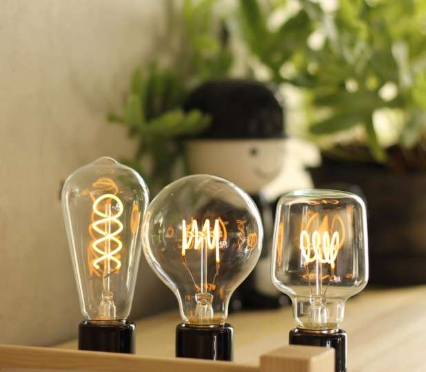 フィラメントがledに 時を越えてエジソン電球が現代風に甦る Gp