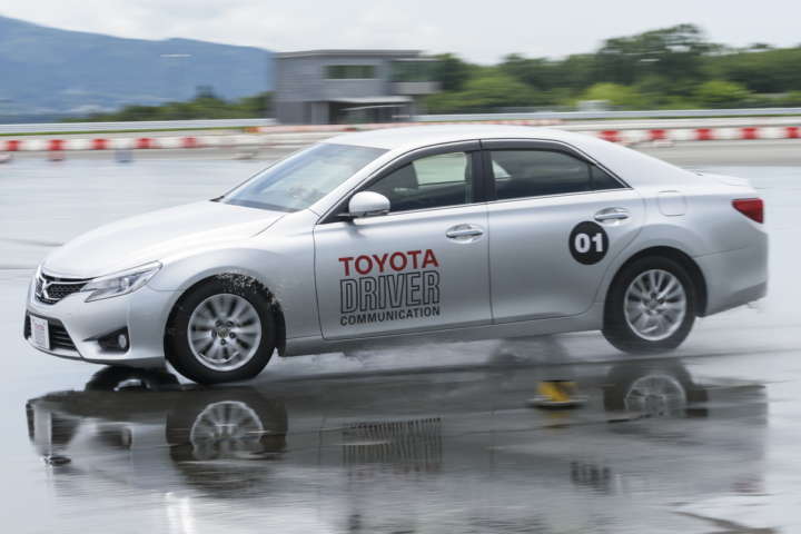 運転上手への道 同乗者に上手いと思われるブレーキとは Gp Part 2 運転上手への道 同乗者に上手いと思われるブレーキとは Gp Part 2