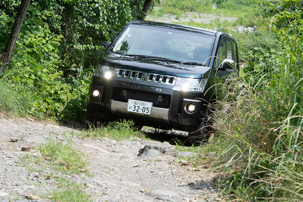 三菱 デリカd 5試乗 Suv ミニバンはコレ一択 夏レジャーのアシにガンガン使える Gp