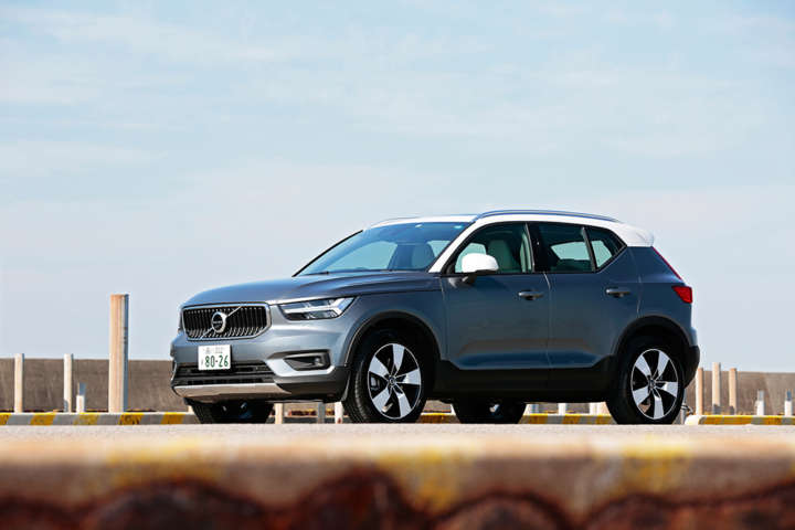 Xc40試乗 ボルボらしい穏やかな走り 布シート標準のモメンタムがおしゃれ Gp