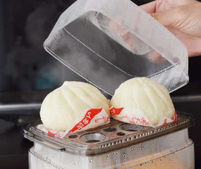 これコンビニのレジ横にあるやつ 自宅でホカホカ肉まん食べられるぞ Gp