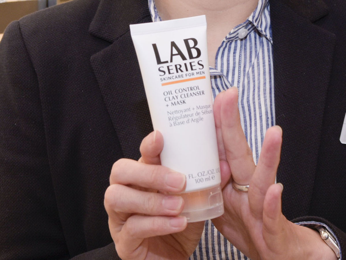 夏の男はテカりやすい 基本を押さえて清潔感をアップしよう 夏のメンズケア Gp