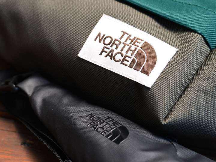 ザ ノース フェイスのウエストバッグとスリングバッグ 使い分け方 見つけました Gp