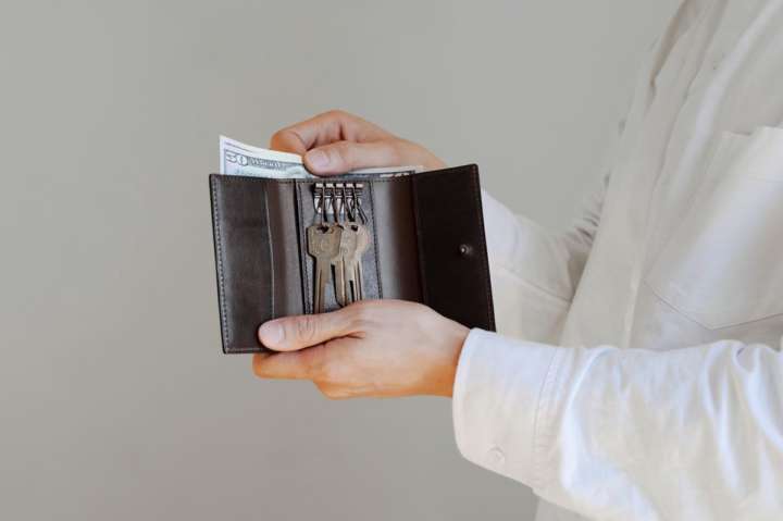 財布としても使えるキーケースってたしかにアリかも Gp