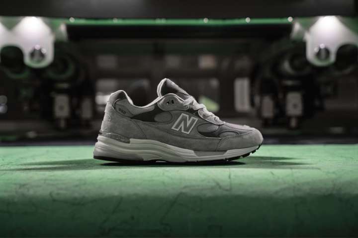 復刻が続くニューバランス99xシリーズに いよいよ 992 が登場だ Gp