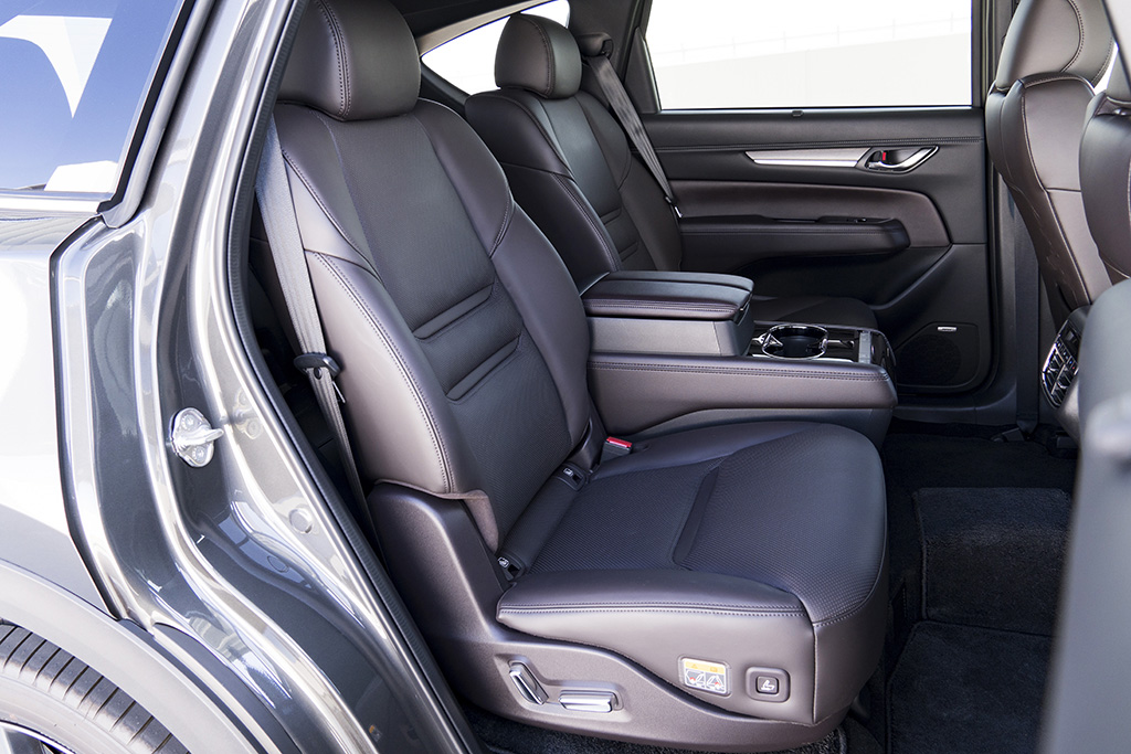 今度の進化は結構デカい 人気の3列シートsuvマツダ Cx 8 は最新こそ最良だ Gp 今度の進化は結構デカい 人気の3列シートsuvマツダ Cx 8 は最新こそ最良だ Gp