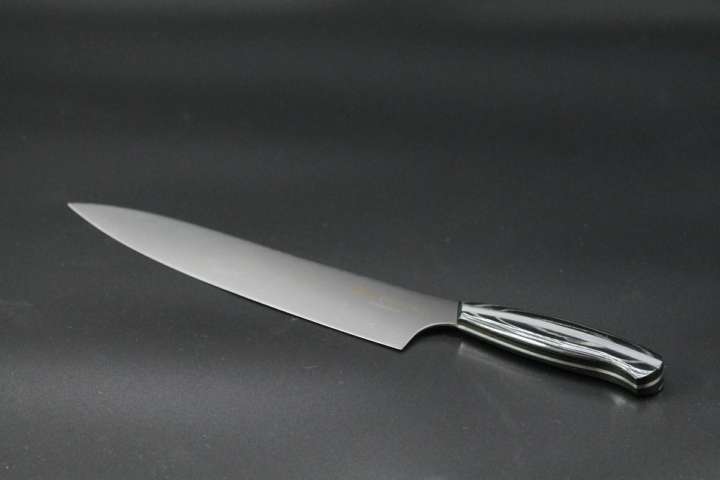 幻の 鋼のようなステンレス を用いた包丁が生み出す衝撃の切れ味 Gp