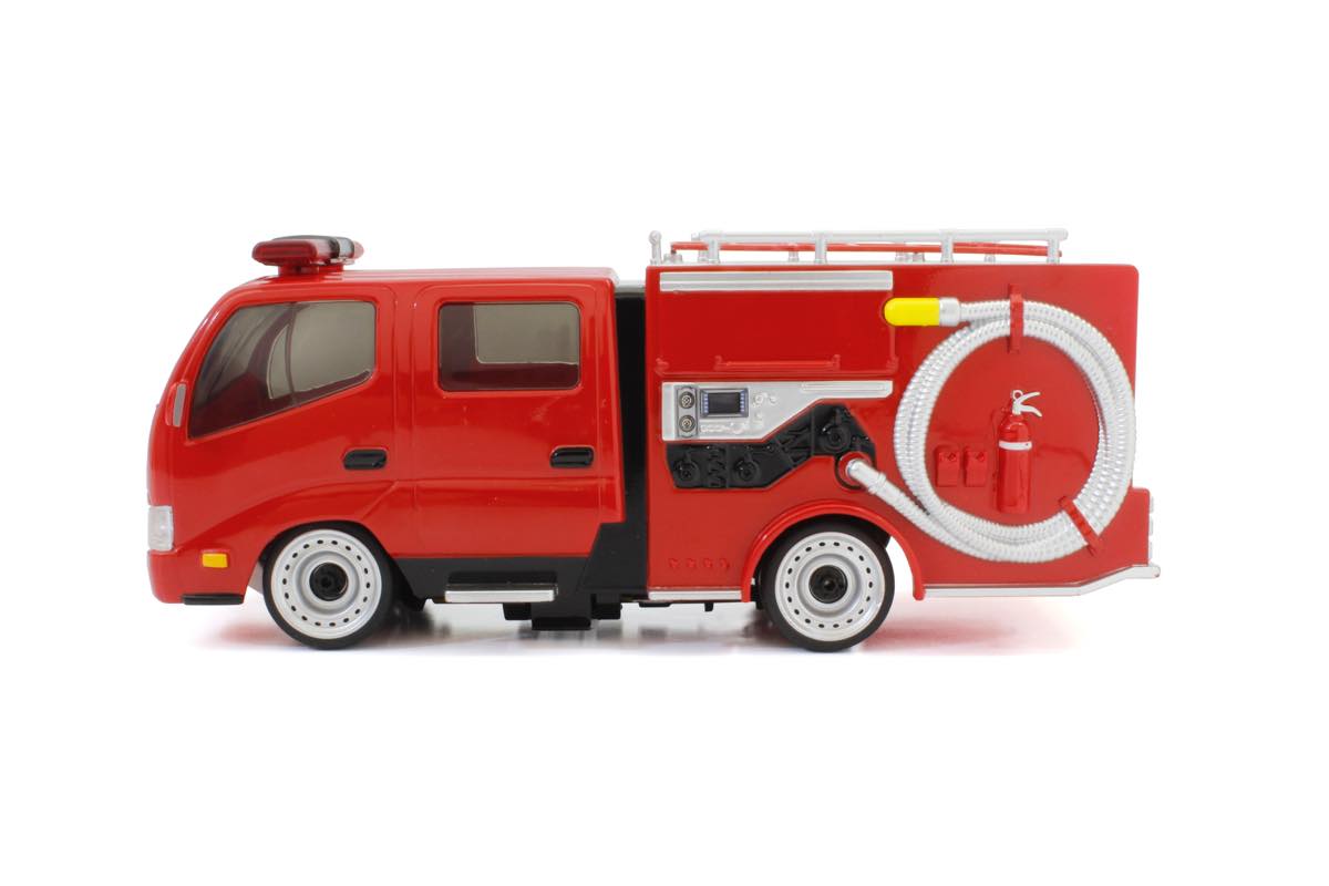 手のひらサイズの消防車が通ります みんな道を空けて Gp Part 2