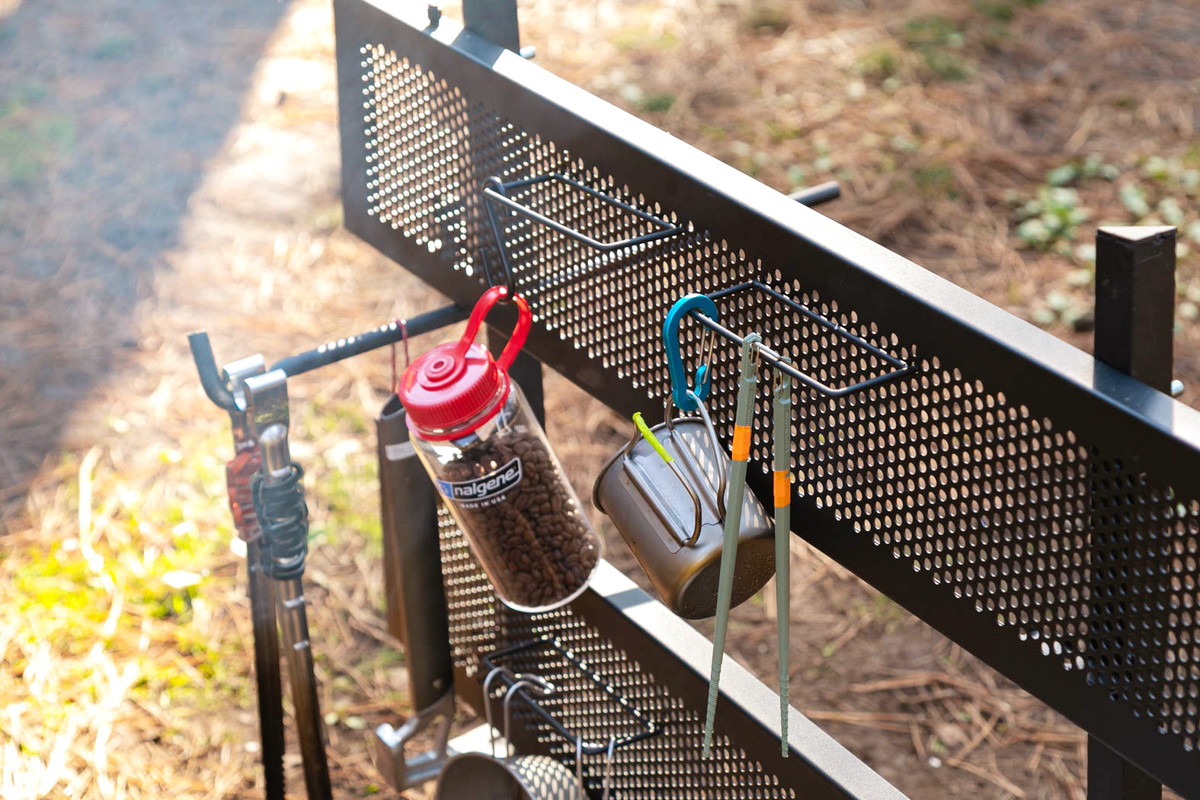 マルチハンガーを使って自分だけの 焚き火基地 を作ろう Gp Part 2