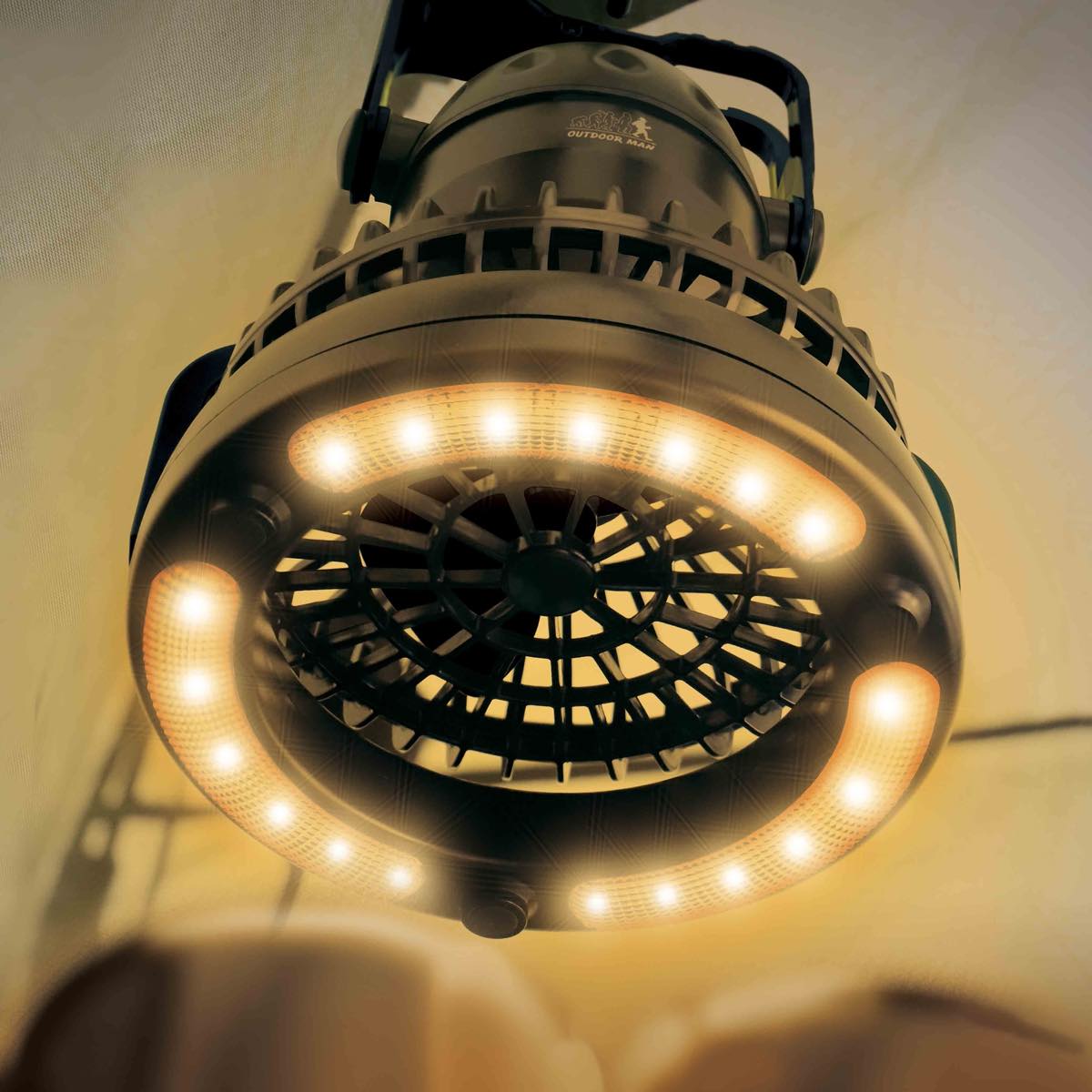 Ledライトとミニ扇風機が合体 このミリタリー感がたまりません Gp