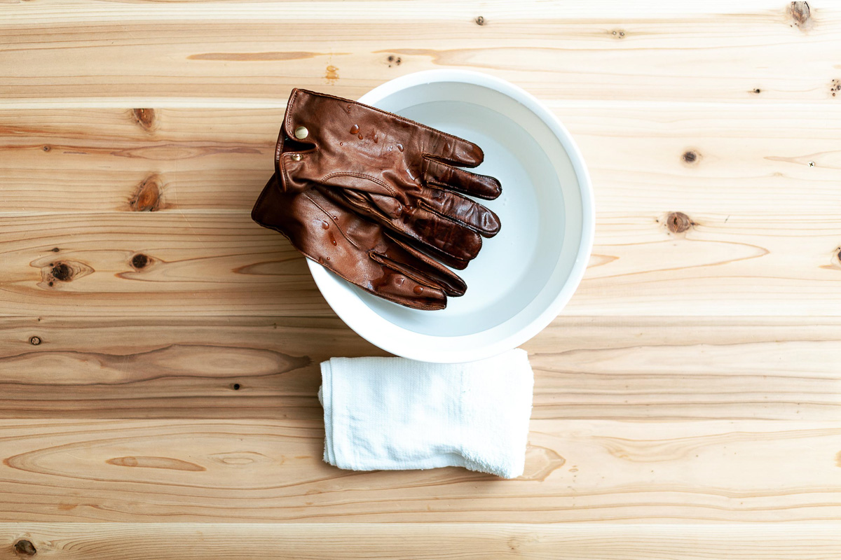 メイド イン ジャパンで品質もバッチリな 洗える革手袋 Gp