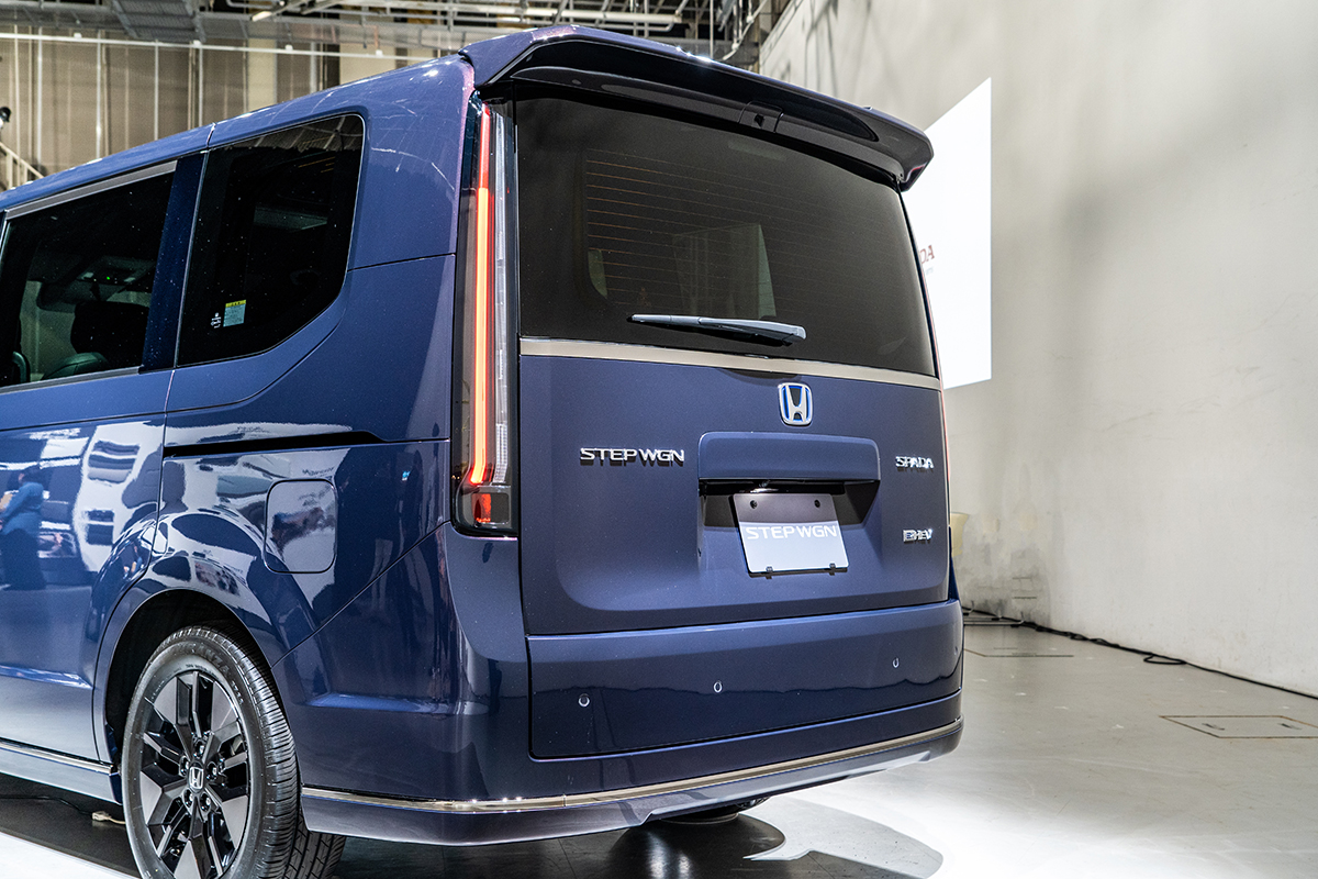 もうすぐ出ますよ 注目の日本車 ホンダ ステップワゴン は原点回帰のスマートなルックスが好印象 Gp Part 2